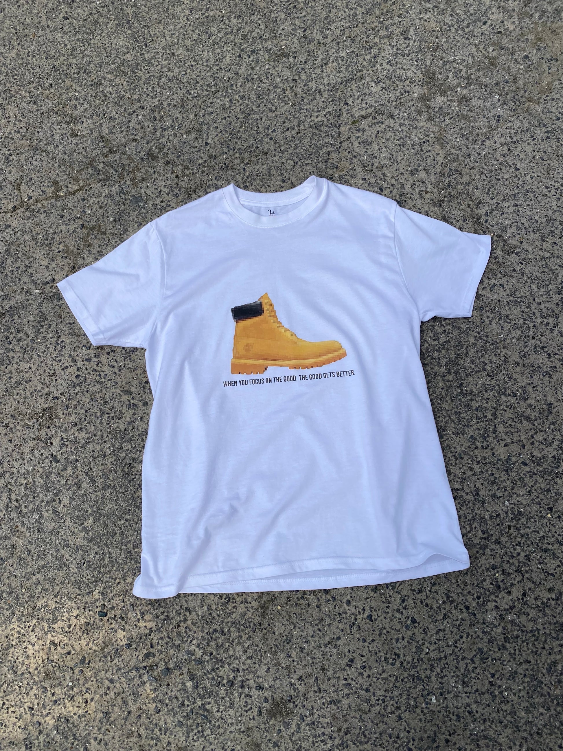T-Shirt Yellow Boots